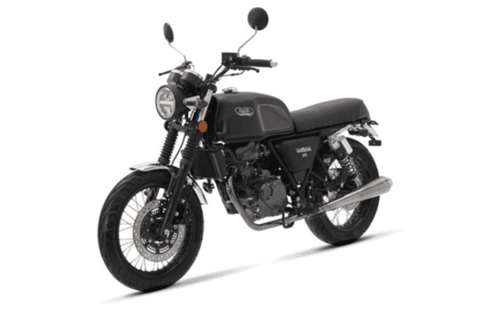 Design sans titre (16) image de moto Mash Black Seven 125, une moto au look néo-rétro, équipée d’un moteur 124 cm³, d’un freinage performant et d’une consommation optimisée. Une alliée parfaite pour les trajets urbains et péri-urbains !