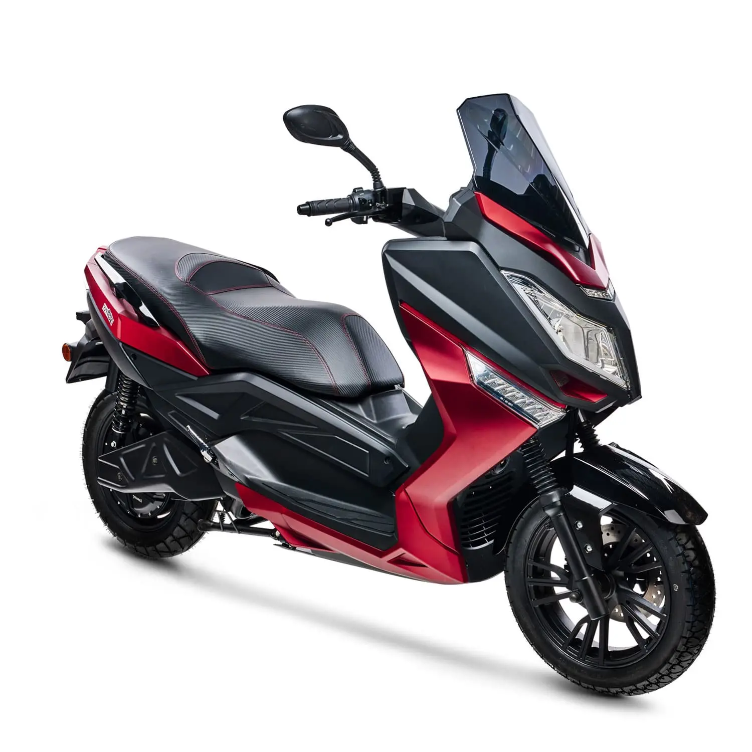 pink-mobility-pink-fly-rouge-trois-quart-face-droit-1 Scooter électrique Pink Mobility Pink Fly Phase 3 rouge – vue trois quarts avant droit.