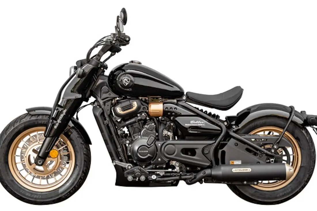 Cyclone RA600 5 Cyclone RA 600 noire – Moto cruiser bobber 550 cm³